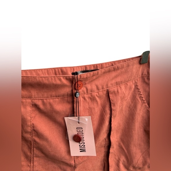 Miss guided high waisted shorts - Picture 3 of 4